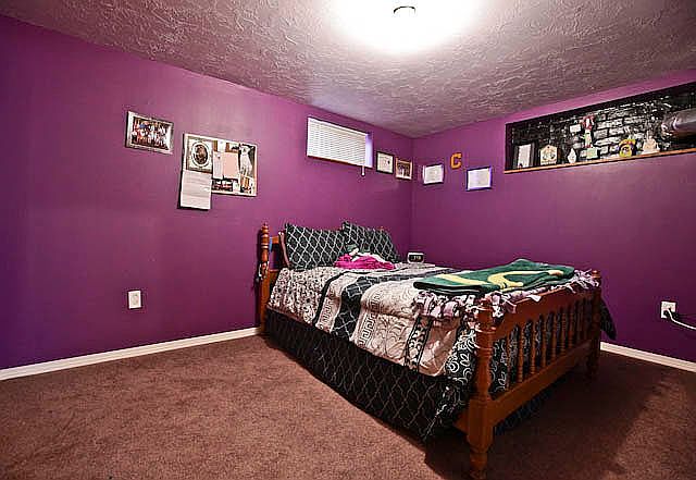2nd image of 4512 SE Ivon St