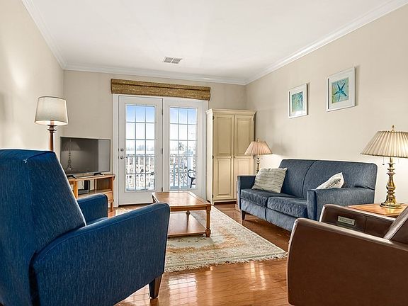 3rd image of 6 Woodman Way Unit 406