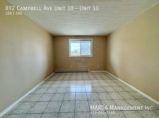 892 Campbell Ave #10, Windsor, ON N9B 2H9