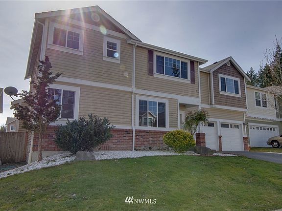 2nd image of 1284 Koda Circle SE
