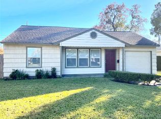 5501 Huisache St, Houston, TX 77081