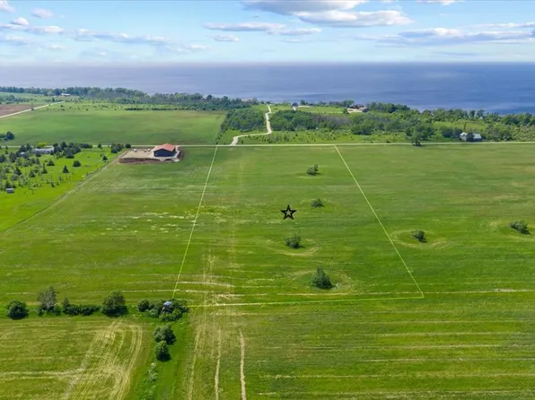 Debroux Rd, Sturgeon Bay, WI 54235