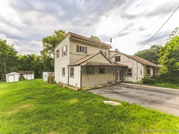 18 Pautipaug Hill Road, Sprague, CT 06330