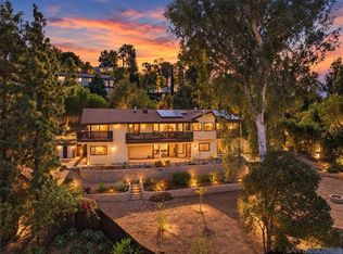 1521 Shadow Knolls Ln, El Cajon, CA 92020