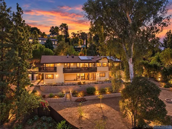 1521 Shadow Knolls Ln, El Cajon, CA 92020