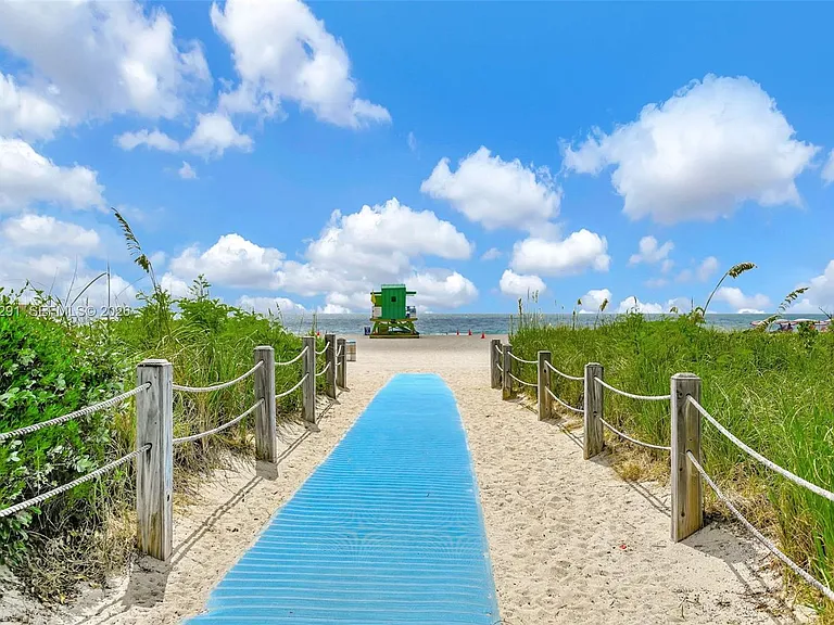 345 Ocean Dr #623 — Photo 8