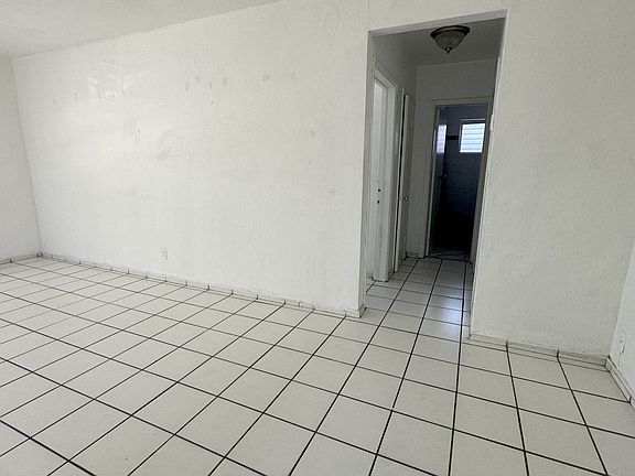 2nd image of 1225 Normandy Dr #10817832