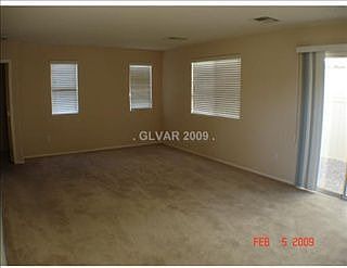 4th image of 8202 Amphora St