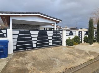 1821 E Avenue Q #12, Palmdale, CA 93550