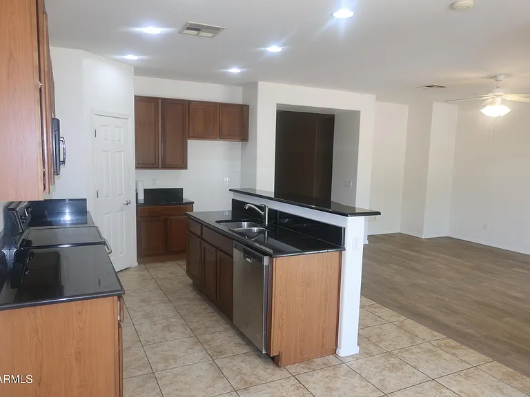 5316 W El Cortez Trl — Photo 8