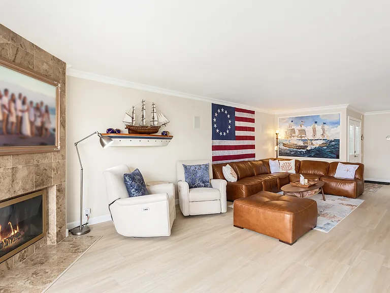 49 Antigua Ct — Photo 10