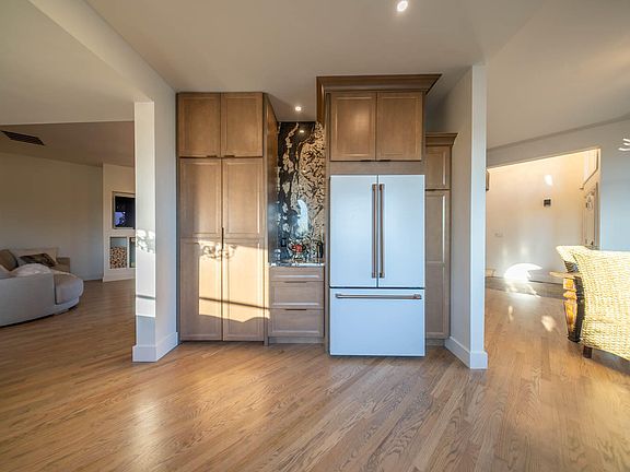 5th image of 513 Stonehaven Drive