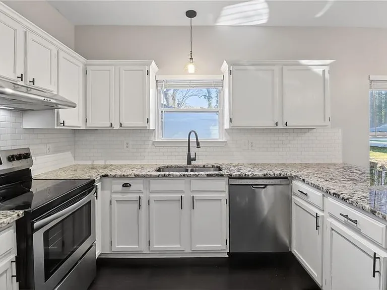 991 Ada Ave NW — Photo 11