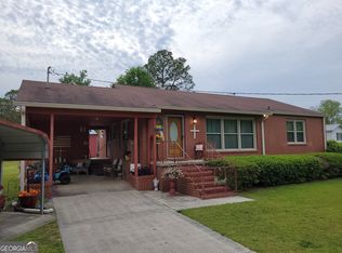 629 Thompson Rd, Swainsboro, GA 30401