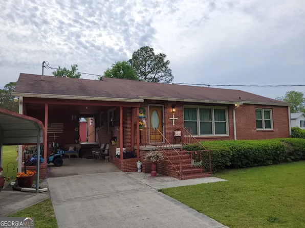 629 Thompson Rd, Swainsboro, GA 30401