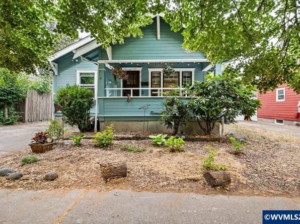 375 23rd St SE, Salem, OR 97301