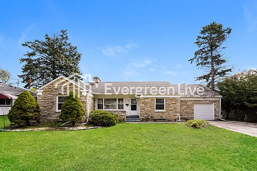 5708 N 74th St Photo 1