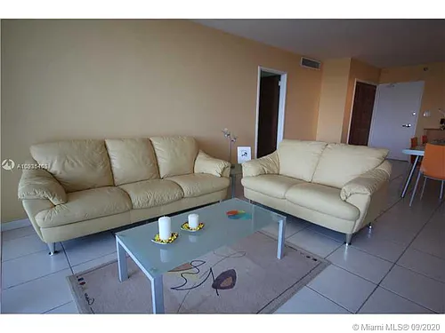 5161 Collins Ave Photo 1