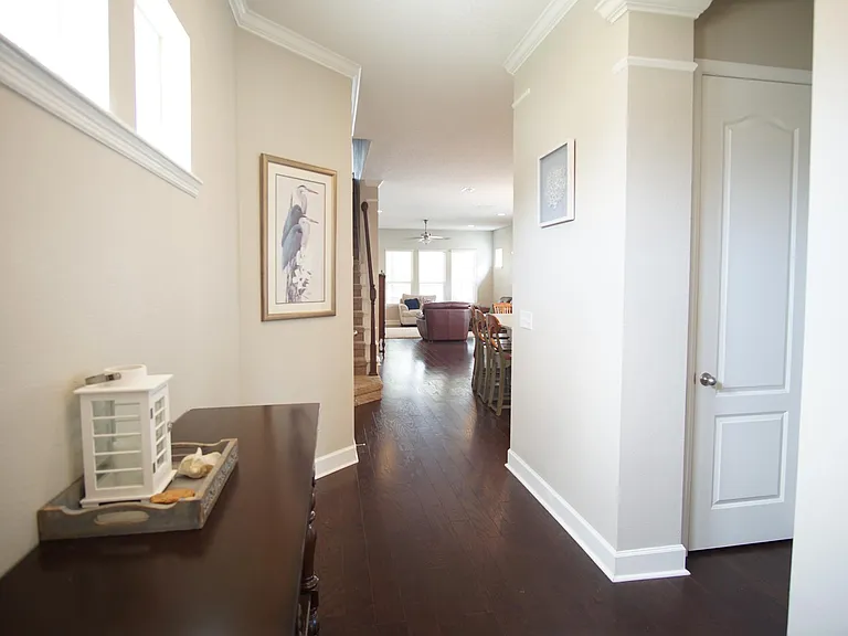 103 Tamarac Ave — Photo 4