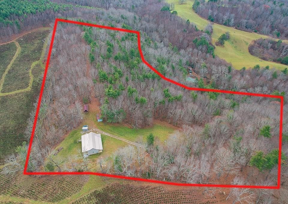 1st image of 523 Falls Rd