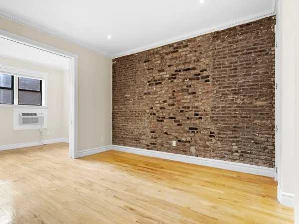 344 East 85th Street image 1 of 10