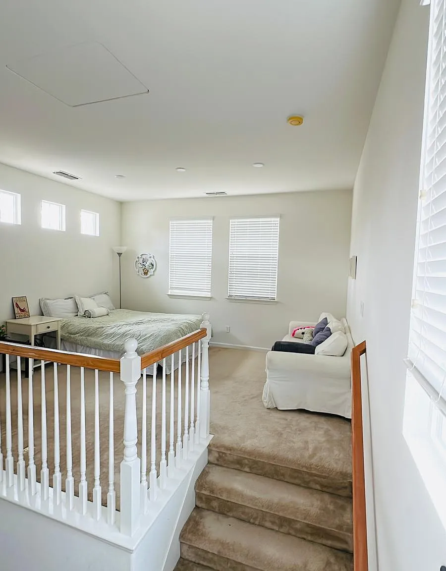Studio, 480 sqft, $1,500 — Photo 2