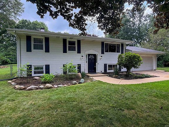 2nd image of 54554 Cornell Dr