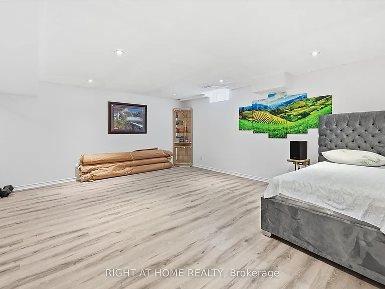 456 Valridge Dr — Photo 36