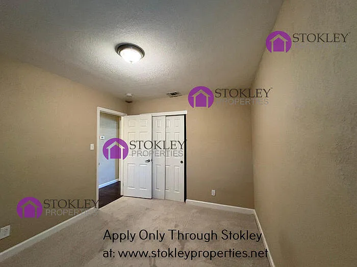 166 Lois Ct — Photo 22