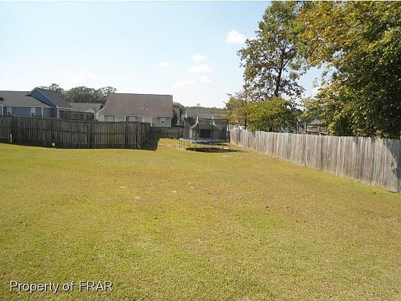 5th image of 1422 Acacia Dr