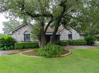 402 Duck Lake Dr, Lakeway, TX 78734