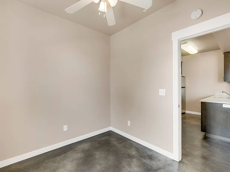 2215 Hutchinson St #101 — Photo 11