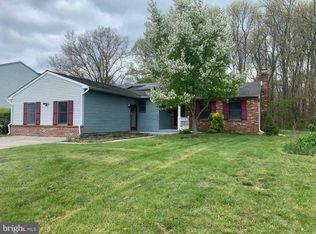 21 Greenbrook Dr, Marlton, NJ 08053