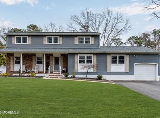 35 Yorkshire Drive, Toms River, NJ 08753
