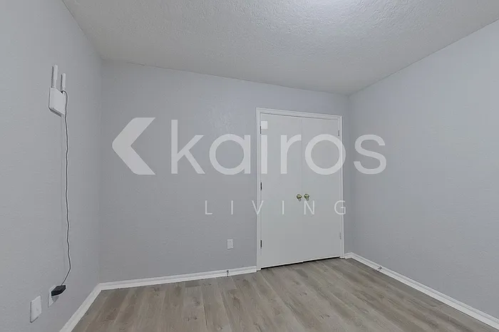 408 Coalbrook Dr — Photo 9