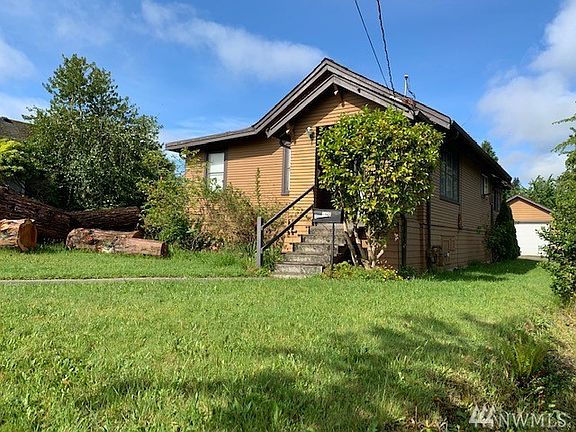 2nd image of 1409 High Ave