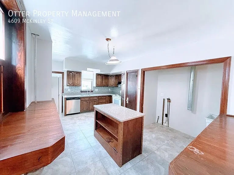 4609 McKinley St — Photo 17