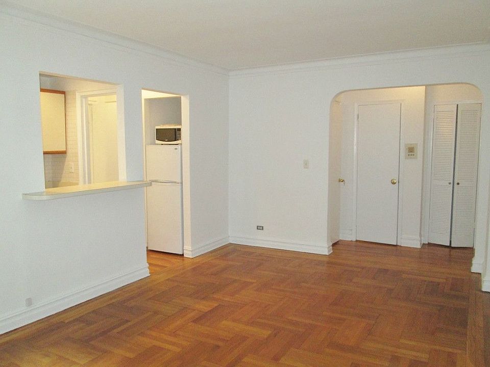 2nd image of 340 E 66th St APT 4A