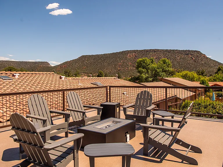 155 Quartz Dr — Photo 35