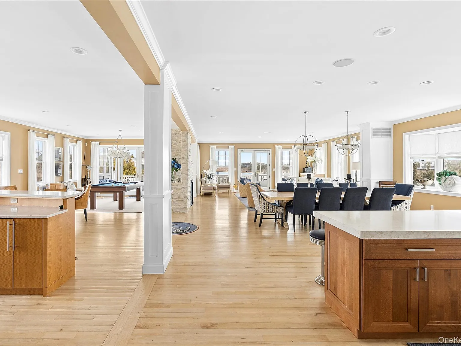 8 bed, 6.5 bath, 6530 sqft, $75,000 — Photo 3