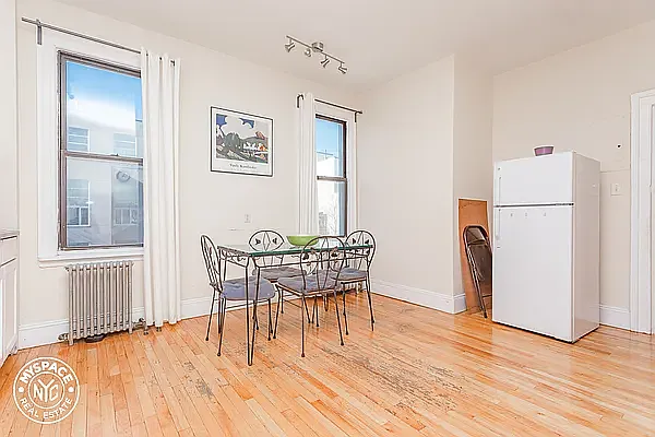 Rented by Owner | media 8