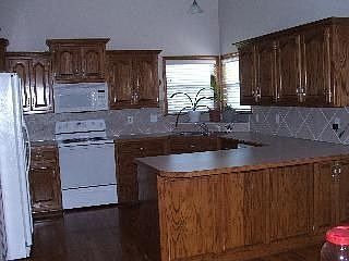 4th image of 967 NW Redbud Dr