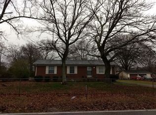 302 Marbury Rd, Tullahoma, TN 37388