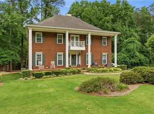2640 Peregrine Ct, Suwanee, GA 30024