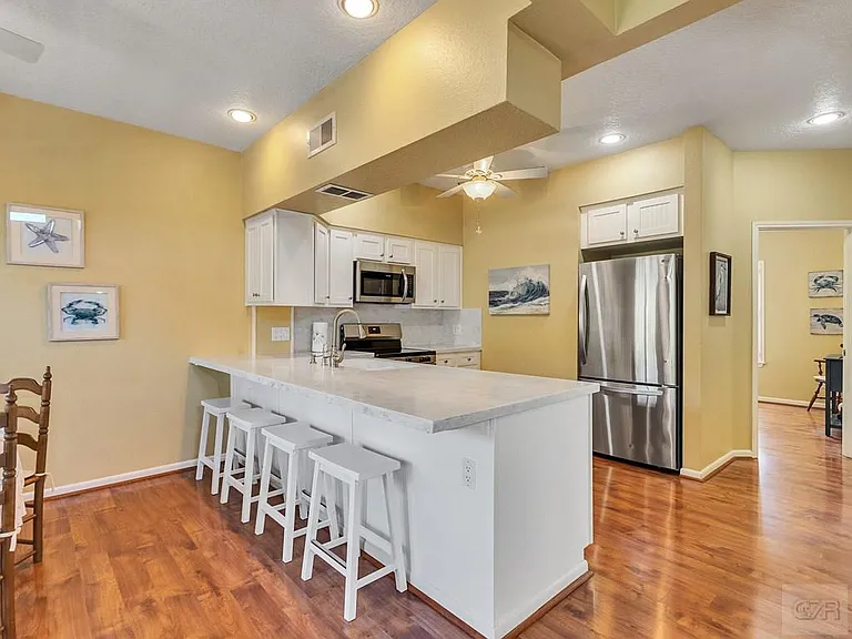 16627 Bayfront Dr — Photo 15