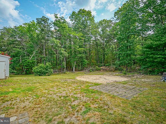 3rd image of 226 Vineyard Rd