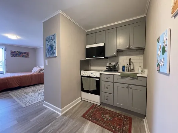 31 Western Ave, Gloucester, MA