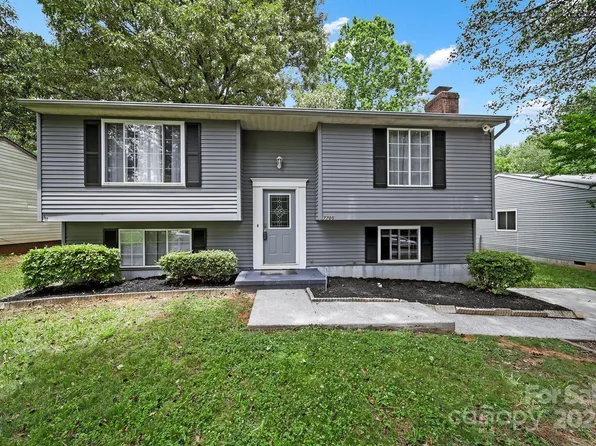 7705 Mallen Dr, Charlotte, NC 28212