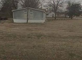 925 13th St NE, Paris, TX 75460