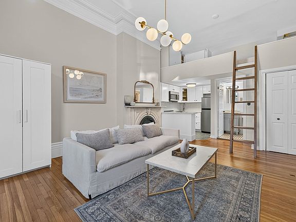 5th image of 656 Tremont St #2A